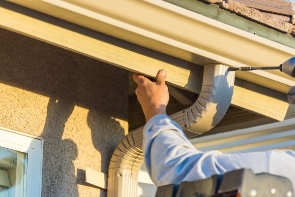 Aluminum Rain Gutter Service in Montgomery